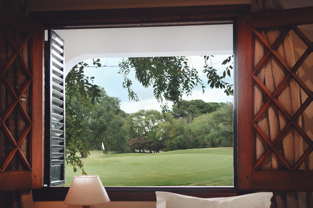 Hotel Victoria Golf La Cumbre Bilik gambar